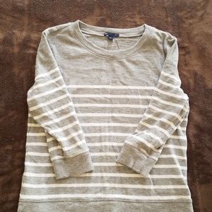 Pull over 3/4 sleeve light sweater